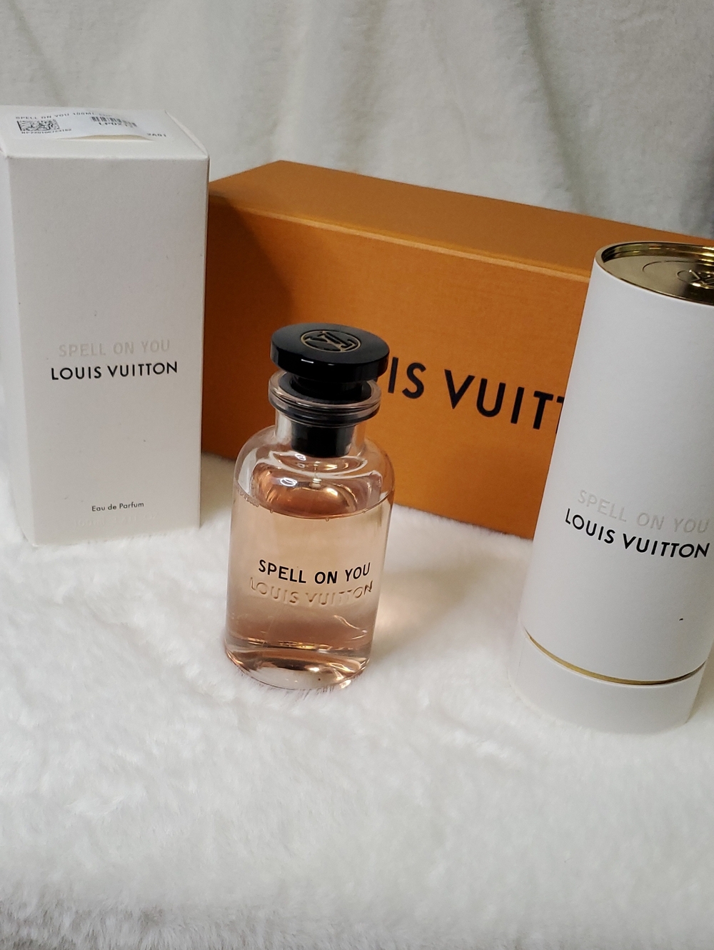 Louis Vuitton Spell On You Eau de Parfum - Pink and Black Accents
